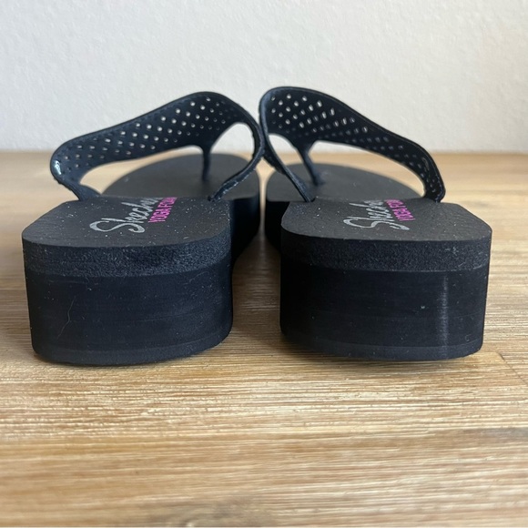 Skechers Women’s Yoga Foam Sparkle Thong Sandals Size 8 Comfort Flip Flops - Picture 9 of 11
